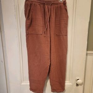 Jolt 100% Cotton Guaze Pants Women's 3/4 Length  Salmon. Medium. Drawstring